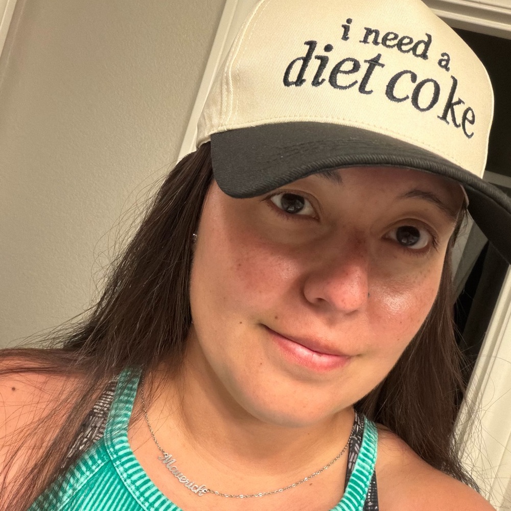 Meet your Posher, Domonique